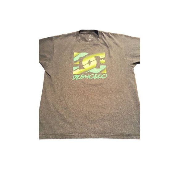 Vintage DC tees both in fair condition both size L - Picture 3 of 7